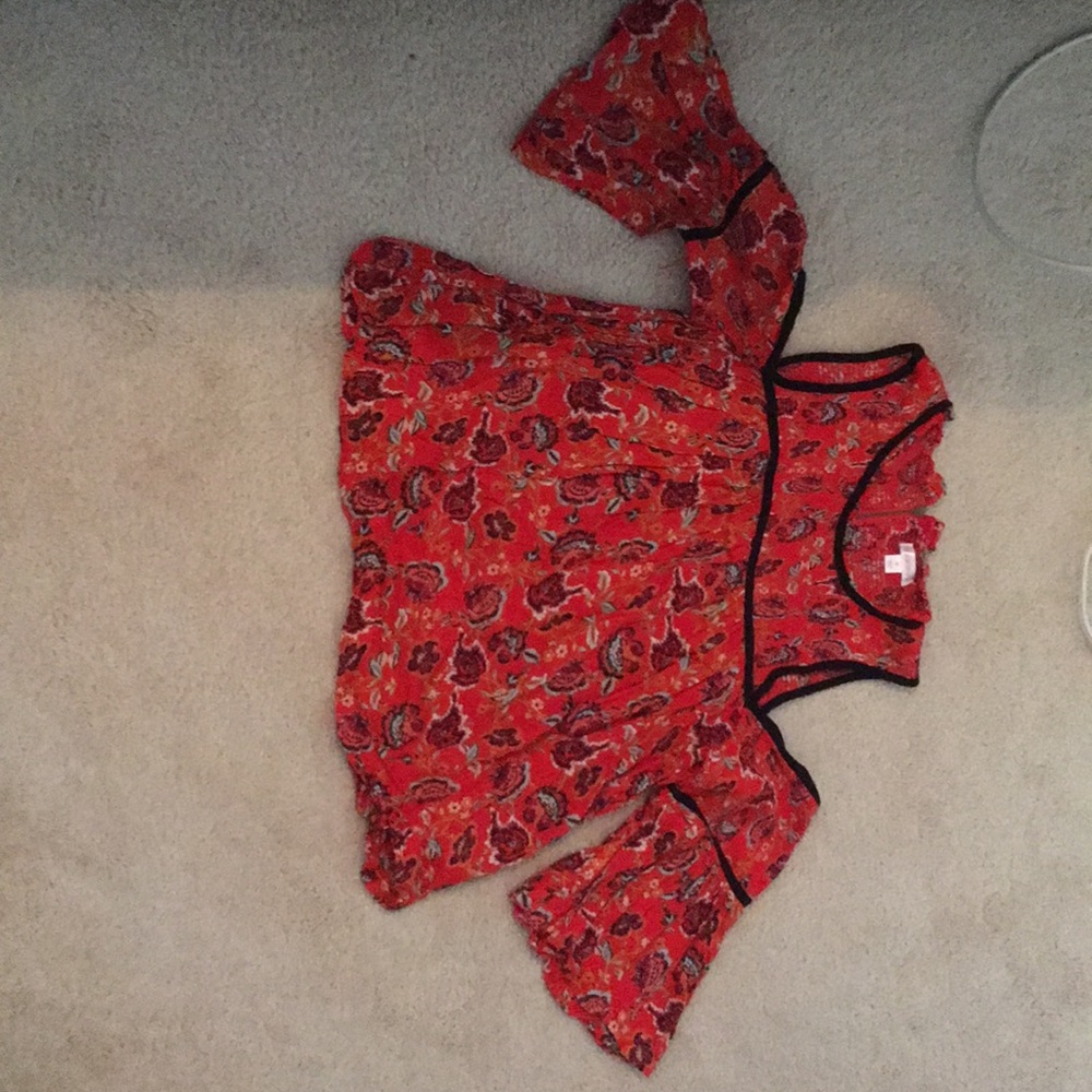 Medium long sleeved off the shoulder top